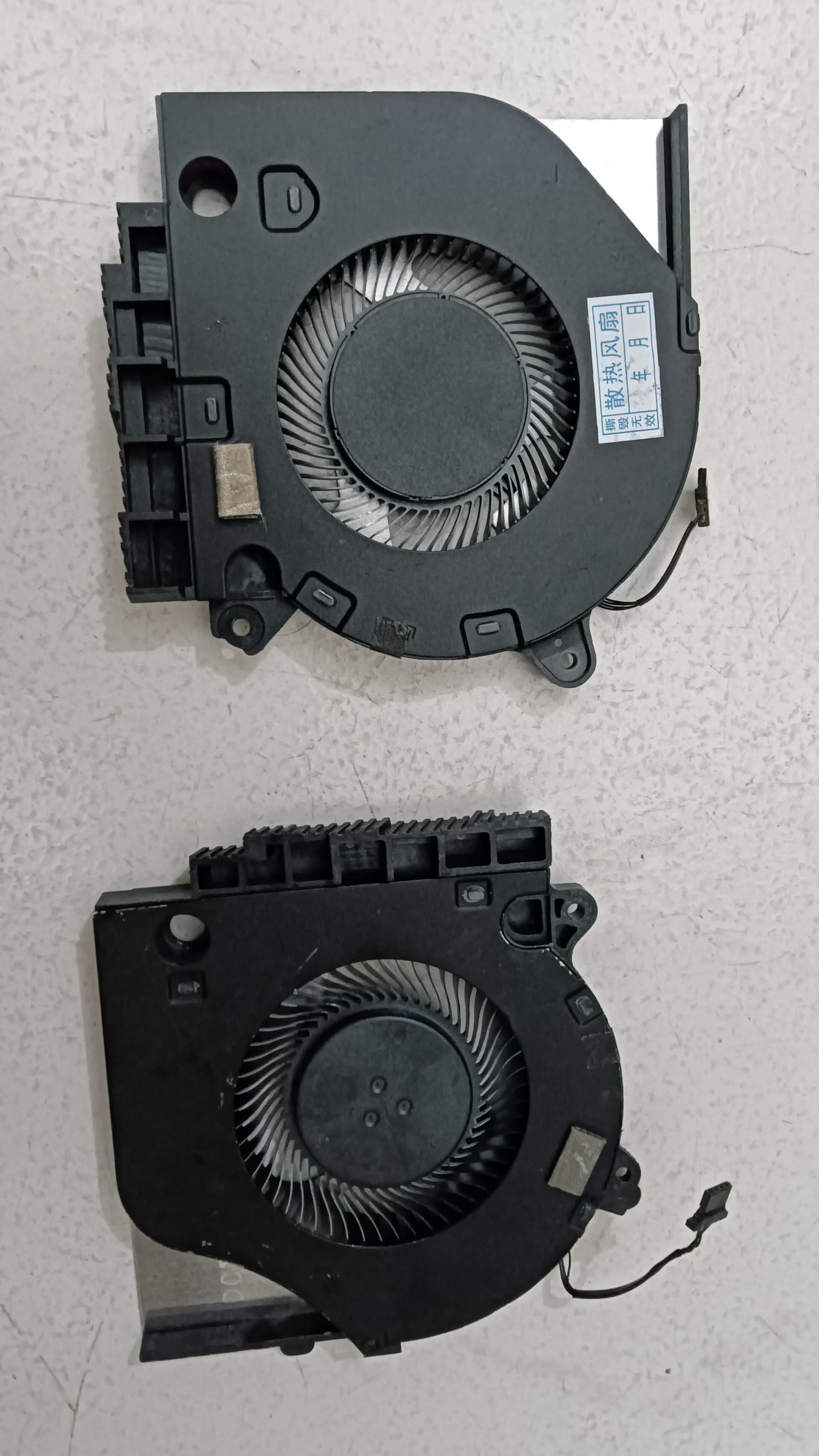Original FAN Pair ( CPU & GPU ) Dell G15 5511 P/N : 05YW78