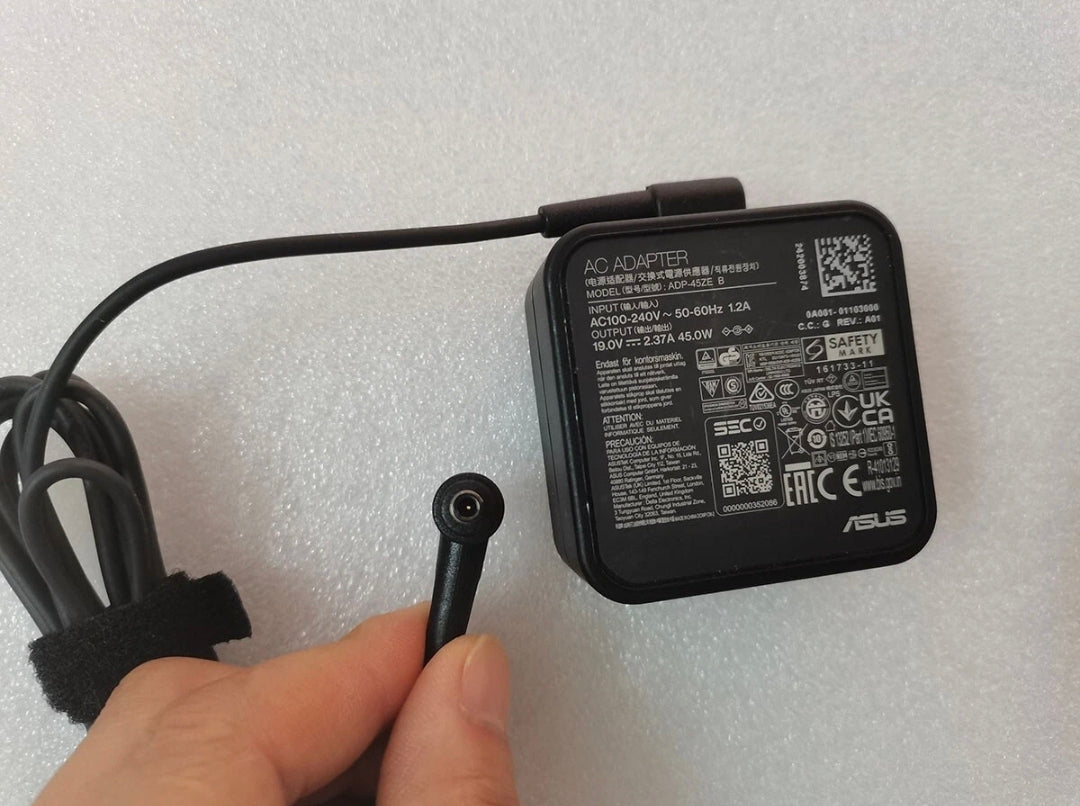 ASUS Laptop Charger 45W 19V 2.37A Original Adapter Model No: D541NC (4.5 mm x 3.0 mm) (1 Yr Warranty) (Power Cord Included)